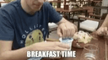 Lukesrad Breakfast Time GIF - Lukesrad Breakfast Time GIFs