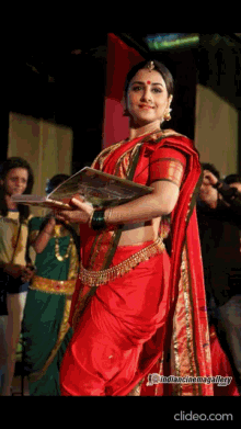 Marathi Actress South Indian Actress GIF - Marathi Actress South Indian Actress Marathi Saree GIFs