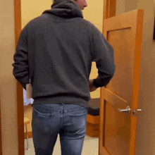 GIF