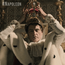 I Am The King Now Napoleon Bonaparte GIF - I Am The King Now Napoleon Bonaparte Joaquin Phoenix GIFs