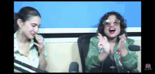 Sara Ali Khan Clap GIF - Sara Ali Khan Clap Happy GIFs