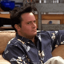 Controlling Laugh Chandler GIF - Controlling Laugh Chandler Chandler Bing GIFs