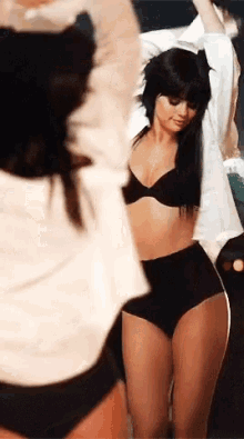 Selena Sexy GIF - Selena Sexy Dance GIFs
