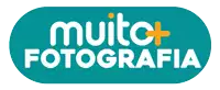 a blue sign that says muito fotografia in white