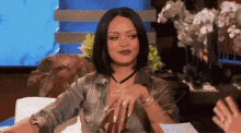 Talvez Rihanna Piscadela Vou Pensar Com Carinho Pode Deixar GIF - Rihanna Talvez Maybe GIFs