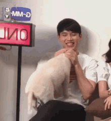 Newwiee Tawan V GIF - Newwiee Tawan V Taytawan GIFs