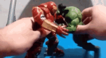 action figure fight iron man hulk toy
