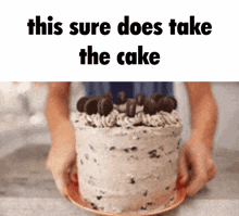 Take The Cake Grab GIF - Take The Cake Cake Grab GIFs