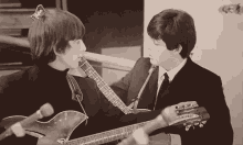 Paul Mccartney George Harrison GIF - Paul Mccartney George Harrison The Beatles GIFs