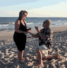 Kissing Happily GIF - Kissing Happily Love GIFs