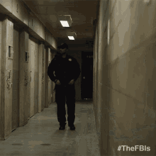 Prison Fbi Most Wanted GIF - Prison Fbi Most Wanted Guards GIFs