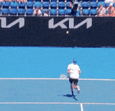 Mate Valkusz Over The Shoulder GIF - Mate Valkusz Over The Shoulder No Look GIFs