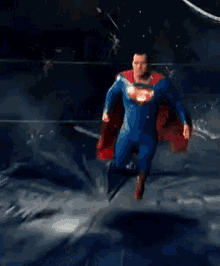 Superman Clark Kent GIF - Superman Clark Kent Kent GIFs
