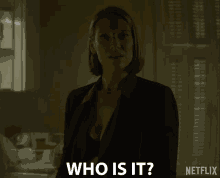 Who Is It Whos There GIF - Who Is It Whos There Dr Wendy Carr GIFs