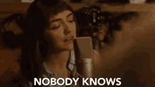 Nobody Knows No One Knows GIF - Nobody Knows No One Knows Singing GIFs