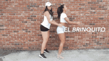 El Brinquito Twerking GIF - El Brinquito Twerking Dancing Backwards GIFs