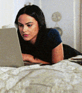 Riverdale Veronica Lodge GIF - Riverdale Veronica Lodge Using Laptop GIFs
