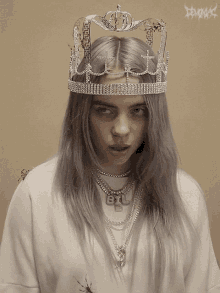 Billie Eilish Stare GIF - Billie Eilish Stare Queen GIFs