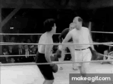 Charlie Chaplin Boxing GIF - Charlie Chaplin Boxing Fighting GIFs