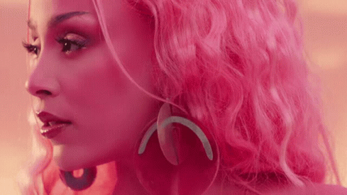 Kiss Me More Doja Cat GIF - Kiss Me More Doja Cat Beautiful - Discover &  Share GIFs