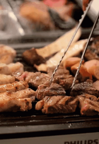바베큐 바비큐 고기 철판 굽기 굽다 삼겹살 지글지글 GIF