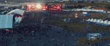 Overview Crowd GIF - Overview Crowd Audience GIFs