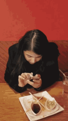 Sillypipat How It Text GIF - Sillypipat How It Text Checking GIFs