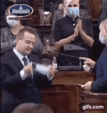 Ivica Dacic Blind GIF - Ivica Dacic Blind Unsee GIFs