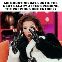Counting The Remaining Days Until The Next Pay Day Plastique Tiara GIF