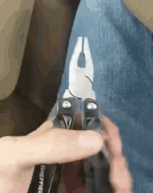 Squeeze Click GIF - Squeeze Click Pliers GIFs