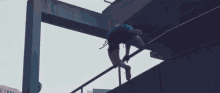 Parkour Going Down GIF - Parkour Going Down Escaping GIFs