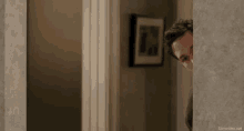 Knocked Up Pete GIF - Knocked Up Pete Spying GIFs