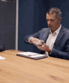 GIF