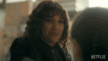 Embracing Allison Hargreeves GIF - Embracing Allison Hargreeves Emmy Raver Lampman GIFs