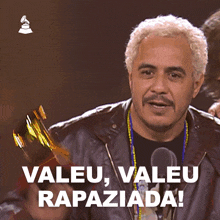 Valeu Valeu Rapaziada Latin Grammy GIF - Valeu Valeu Rapaziada Latin Grammy Valeu Galera GIFs