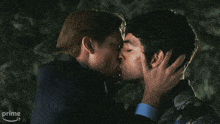 Kissing Alex Claremont-diaz GIF - Kissing Alex Claremont-diaz Prince Henry GIFs