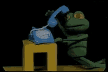 Help Phone GIF - Help Phone Frog GIFs