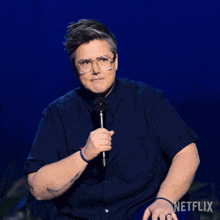 Hold On Hannah Gadsby GIF - Hold On Hannah Gadsby Hannah Gadsby Something Special GIFs
