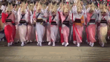 阿波踊り 踊る　夏祭り　伝統 GIF