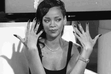 Rihanna Dance Hands GIF - Rihanna Dance Hands Sassy GIFs