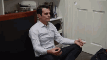 Mind Powers GIF - Modern Family Mind Powers Funny GIFs