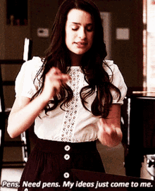 Glee Rachel Berry GIF - Glee Rachel Berry Pens Need Pens GIFs