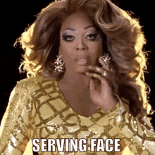Serving Face Top Model GIF - Serving Face Top Model Posing GIFs