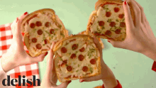 Mini Pizza Delicious GIF - Mini Pizza Delicious Pizza GIFs