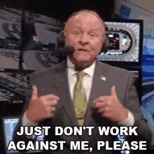 Just Dont Work Against Me Please Nascar GIF - Just Dont Work Against Me Please Nascar Cup Series Bristol GIFs