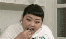 渡辺直美　食べる　いただきます GIF - Watanabe Naomi Eat GIFs