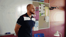 Aunty Donna Broden Kelly GIF - Aunty Donna Broden Kelly Its Your Lunch Time GIFs