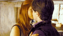 Ginnyweasley Harrypotter GIF - Ginnyweasley Harrypotter Kiss GIFs
