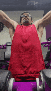 Muscle Shirt Workout GIF - Muscle Shirt Workout Back GIFs