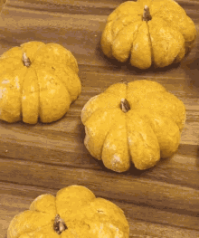 Stella Chuu Pumpkin Bread GIF - Stella Chuu Pumpkin Bread Autumn GIFs